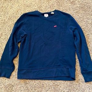 Levi’s crew neck sweatshirt. Size L. Navy.